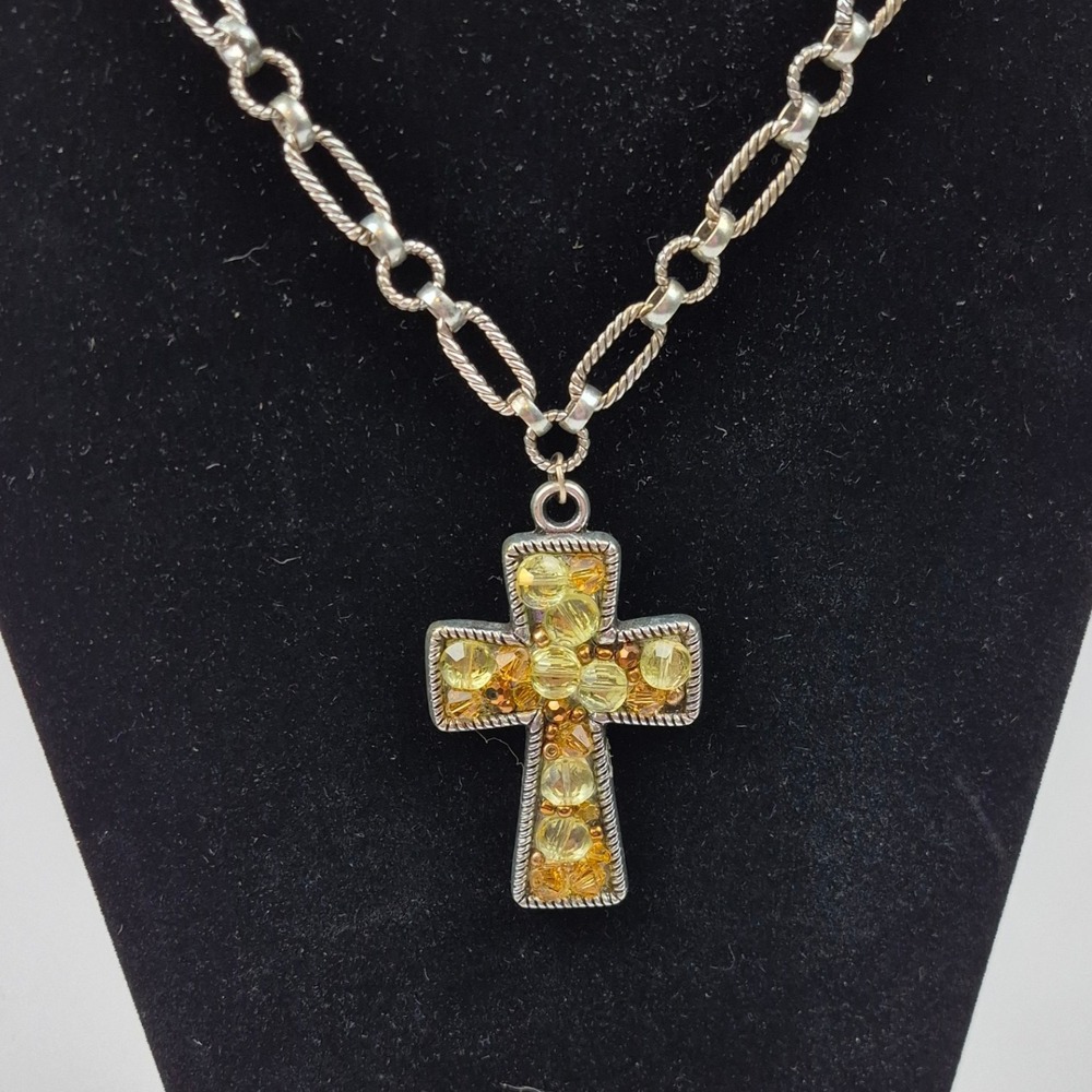 Vtg Silver Tone Cross Necklace 17" Chain Religious Christian Green‎ Amber Beads